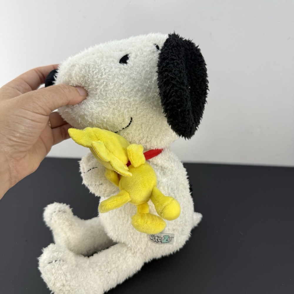 Happiness is a Hug by Hallmark Snoopy & Woodstock Plush - Picture 5 of 10